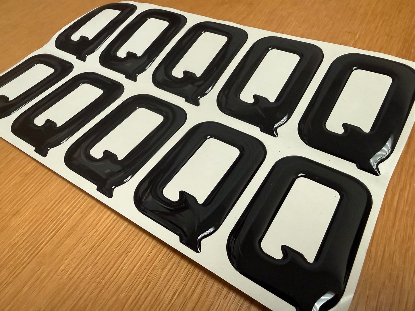 Q - Charles Wright 3D Gel Digit