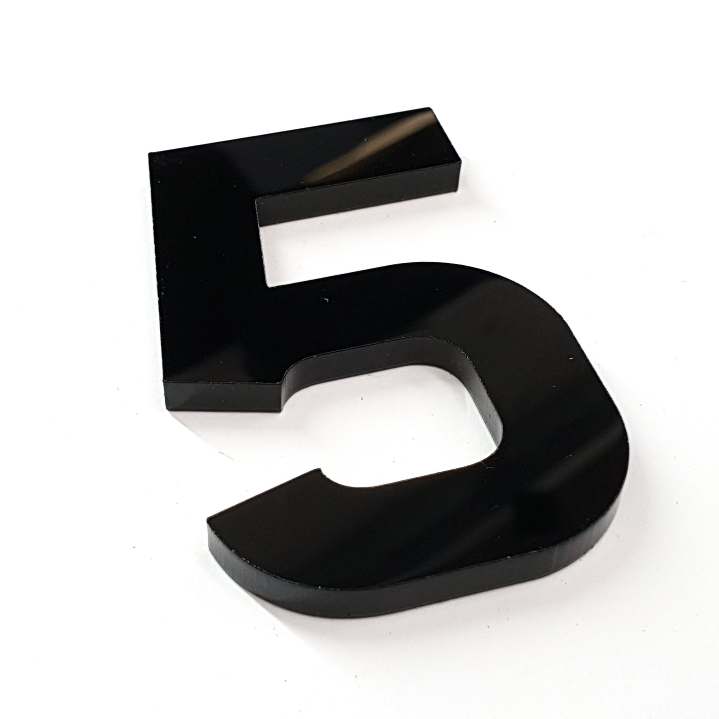 5 - 4D 5mm [10 per pack]