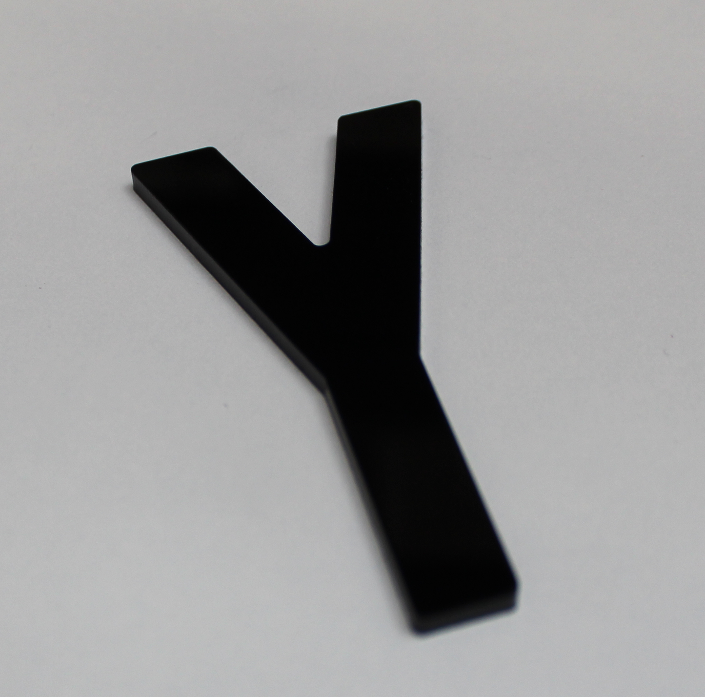 Y - Standard Irish 4D 3mm [Pack of 10]